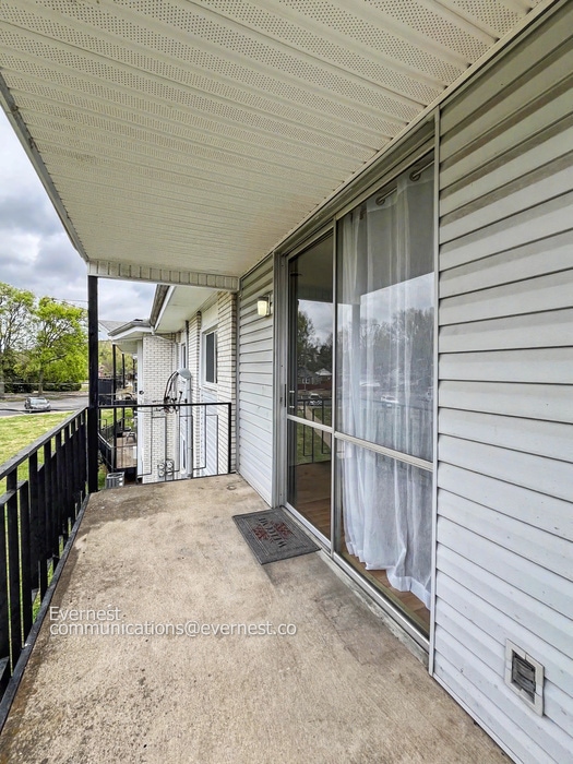 Photo - 613 Hillsboro Rd Unit APT B27