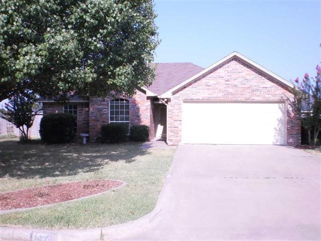 Building Photo - Coming Soon- Charming 3 Bedroom, 2 Bathroom Home in Bullard ISD