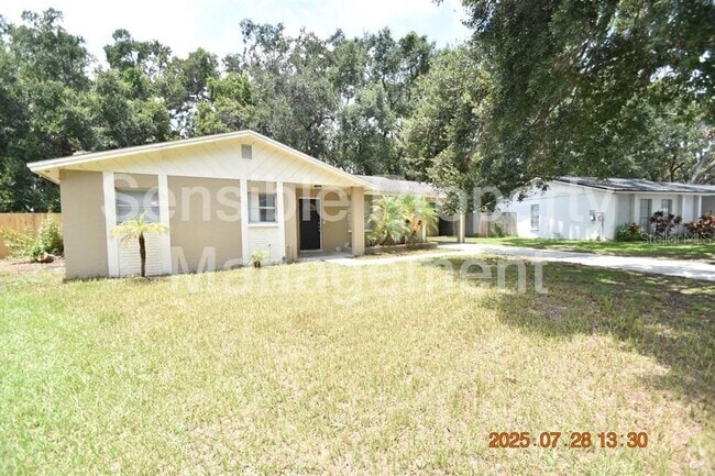 Building Photo - 1802 Green Ridge Rd Rental