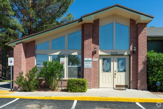 Leasing Office