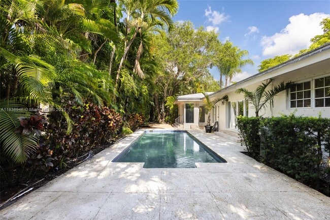 Photo - 600 Santurce Ave House