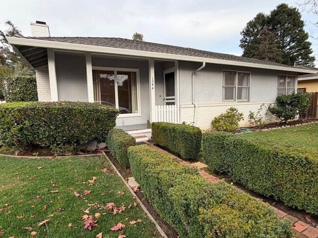 Photo - 1044-1048 Marcussen Drive Unit 1044