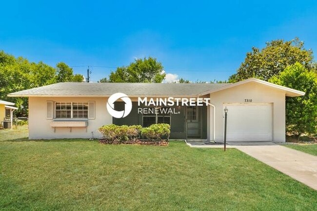 Building Photo - 3 Bedroom Pet-Friendly Home in Port Richey, FL with Main Street Renewal