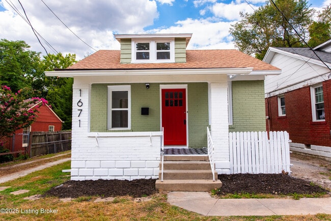 Building Photo - 1671 Trigg St