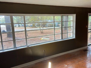 Photo - 420 Robinhood Rd