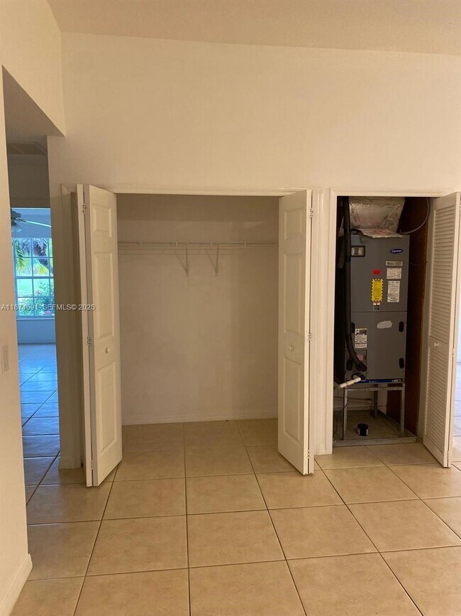 Photo - 6432 Las Palmas Way