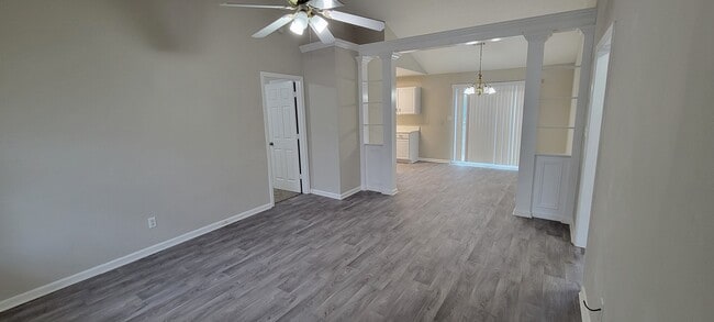 Photo - 118 Crystal Brook