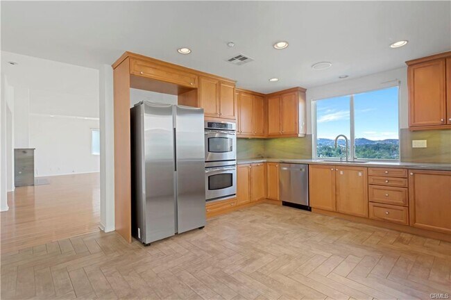 Photo - 5678 Como Cir