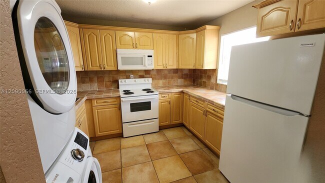 Photo - 7830 Northwest 33rd Street Unit 305