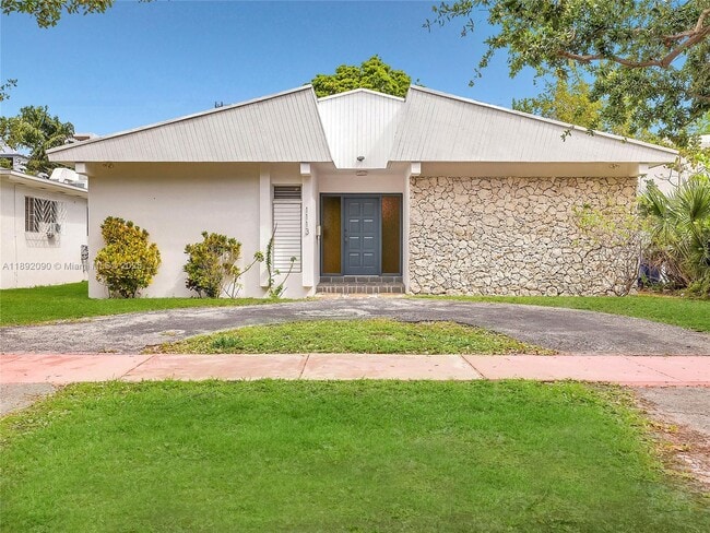 Photo - 1109 Biarritz Dr