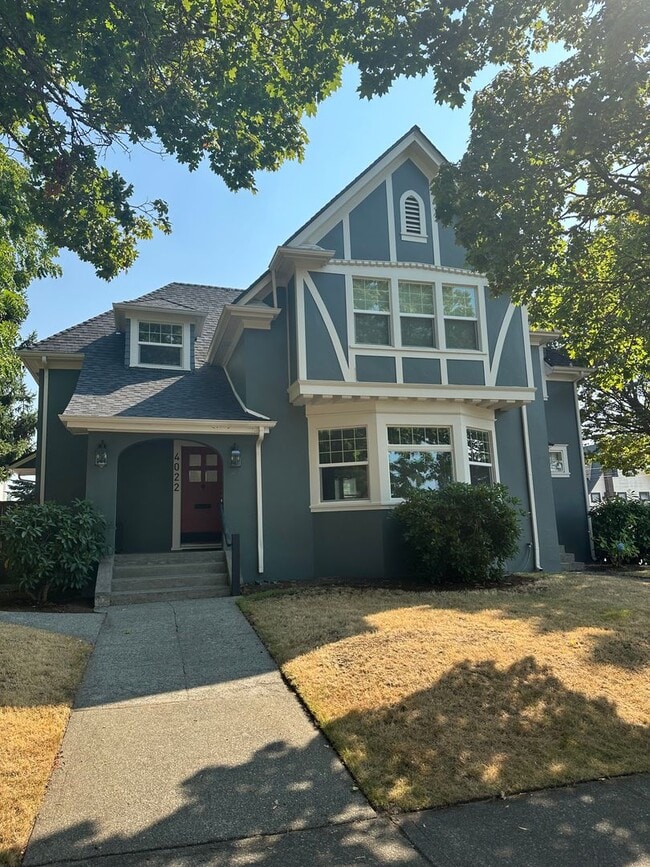 Building Photo - 4022 N 28th St