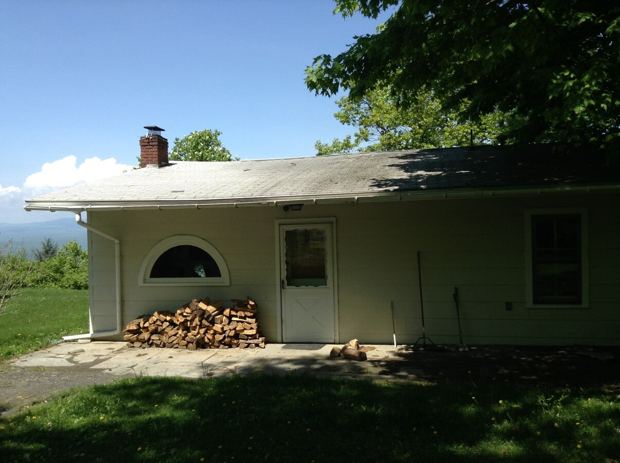 290 Henry Road, Cragsmoor NY - House - 290 Henry Rd