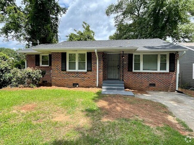 Building Photo - 3 bed 1 bath in Atlanta! Rental