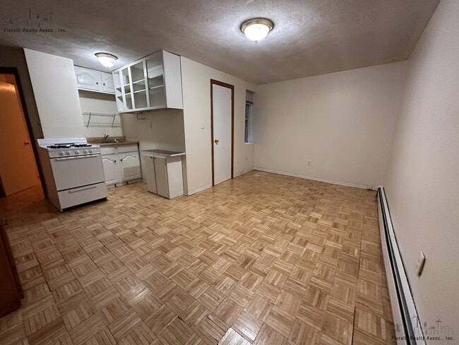 Photo - 56 Prince St Unit 1