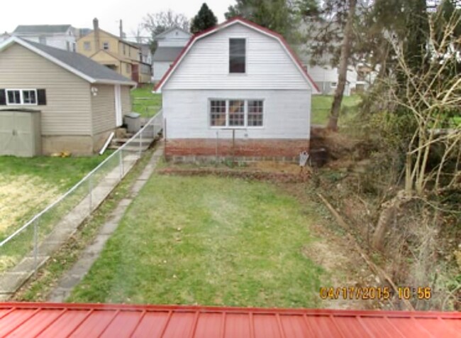 994 Vine St
