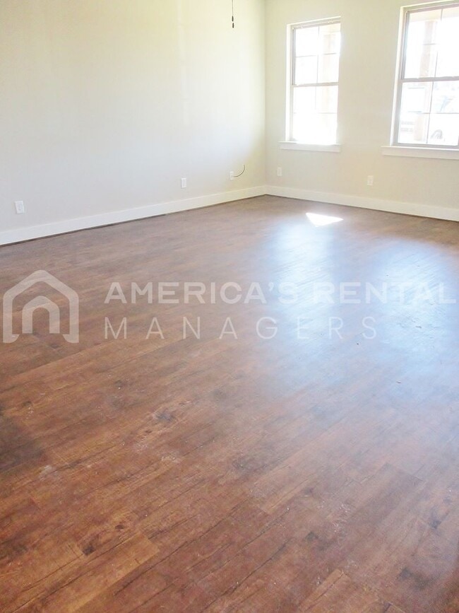 Photo - Town Home for Rent in Calera! Coming Soon!