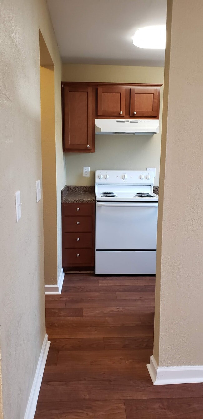 Foxwood Apartment Townhomes For Rent in Warner Robins, GA