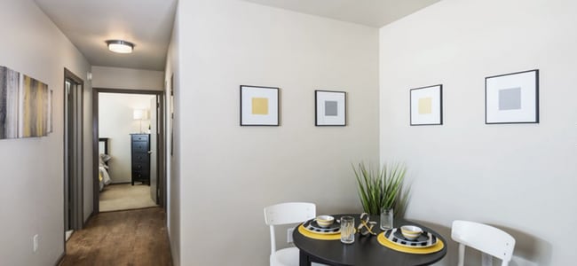 Photo - Hunter Plaza