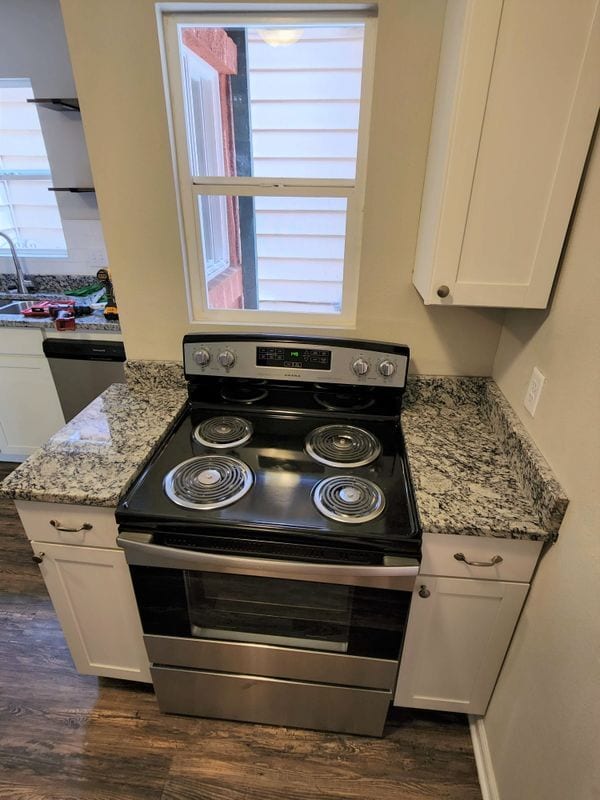 Photo - 743 E Willamette Ave