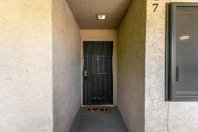 Photo - 10828 N Biltmore Dr Unit Apt 227