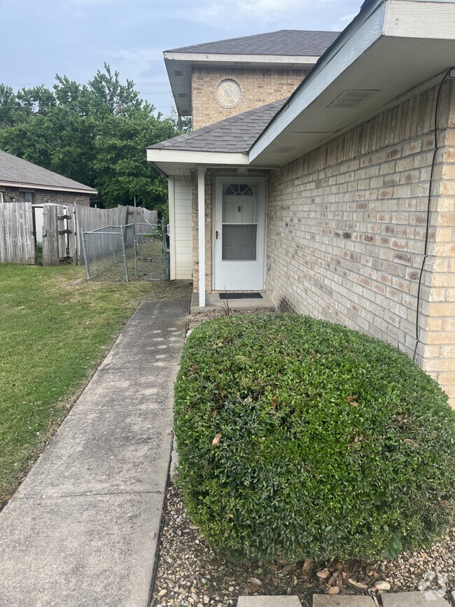 Front of home - 2760 Sunset Strip Dr Rental