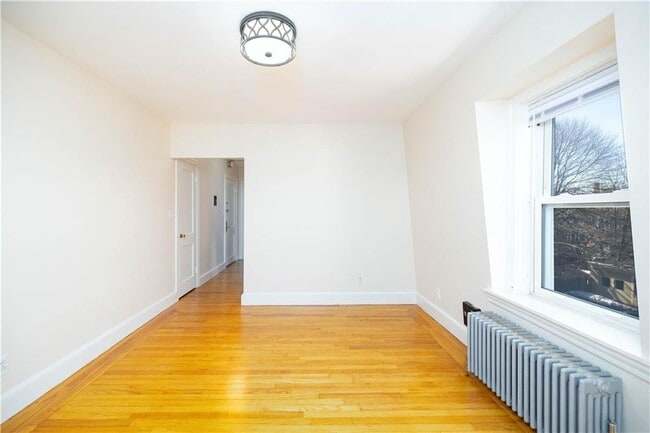 Photo - 322 Broadway Unit 6