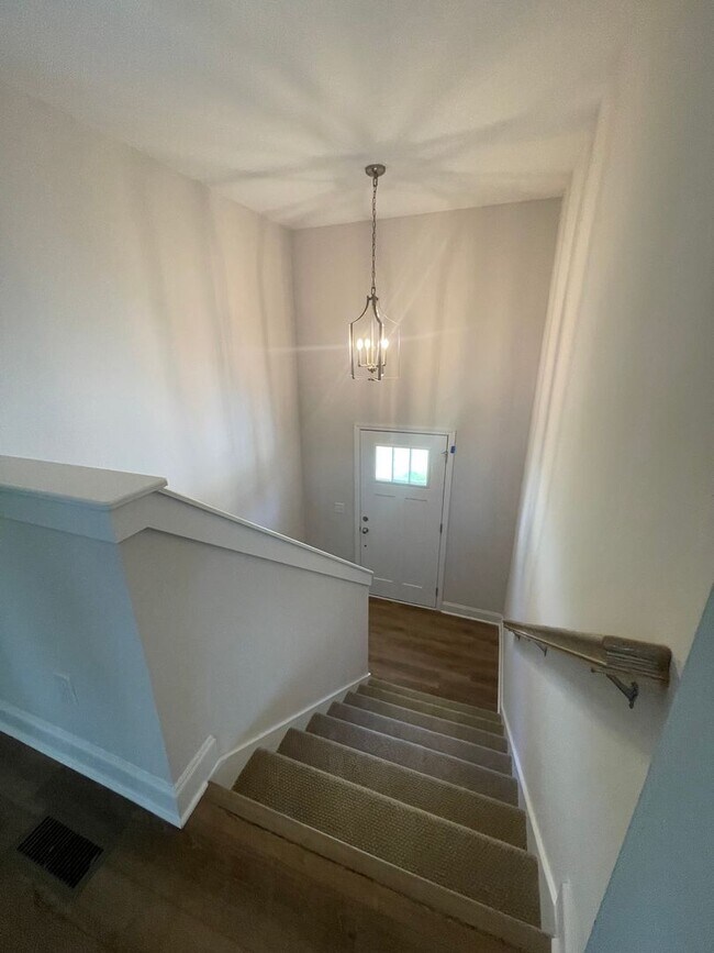 Photo - Rental in Ooltewah - 3 Bedrooms + Finished...