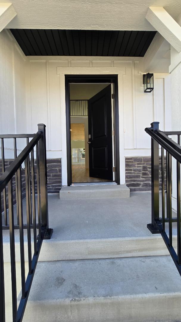 Photo - 1005 N 3620 W