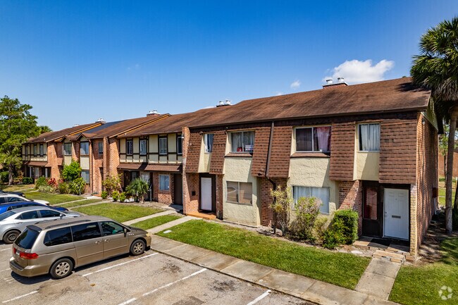 5104-5163 Picadilly Circus Ct Orlando, FL 32839-2104 - Huntington on the Green