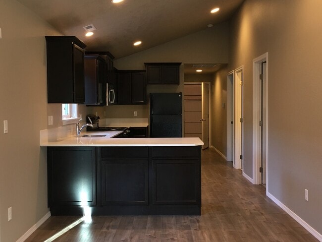 Photo - 608 N Trinity Way