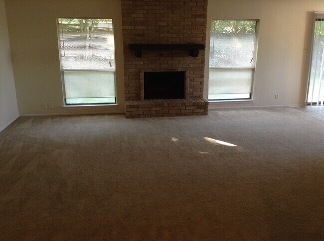 Photo - 4963 Dare Ln