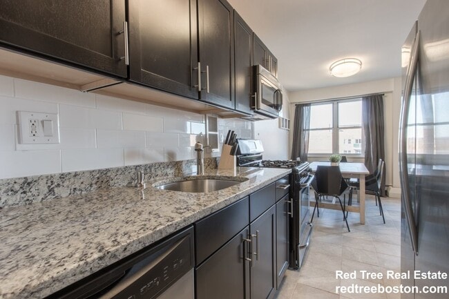 Photo - 175 Freeman St Unit 920
