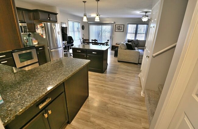 Photo - 8311 S 35th St