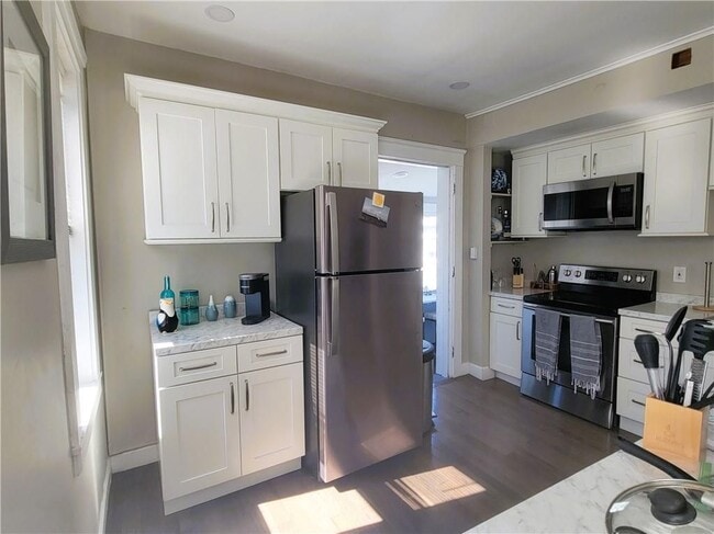3 Bull St Unit 2L