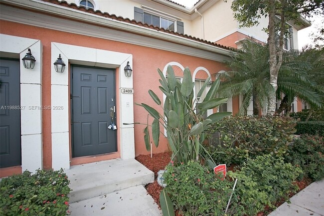 Building Photo - 2409 SW 99th Way