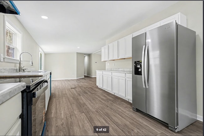 Photo - 5050 Park Creek Dr