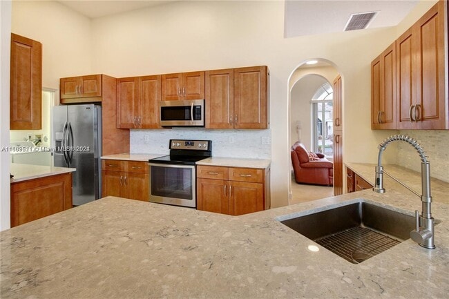 Photo - 12318 NW 25th St