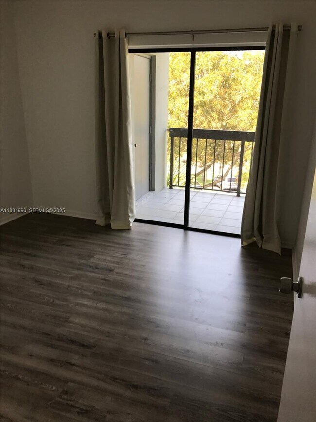 Photo - 8811 SW 132nd Pl Unit 401CW