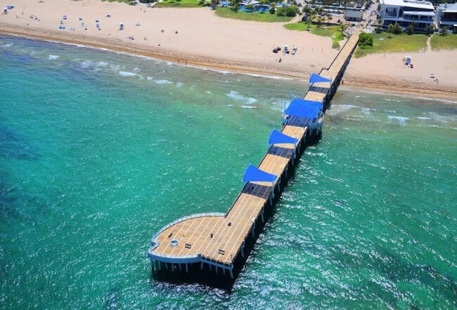 Photo - 906 N Riverside Dr Unit SI ID1503946P