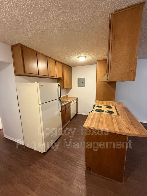 Photo - 1708 Short St Unit B