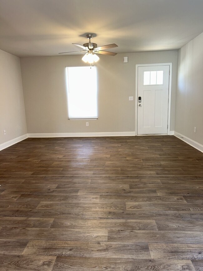 Photo - 2 Bedroom 1.5 Bathroom