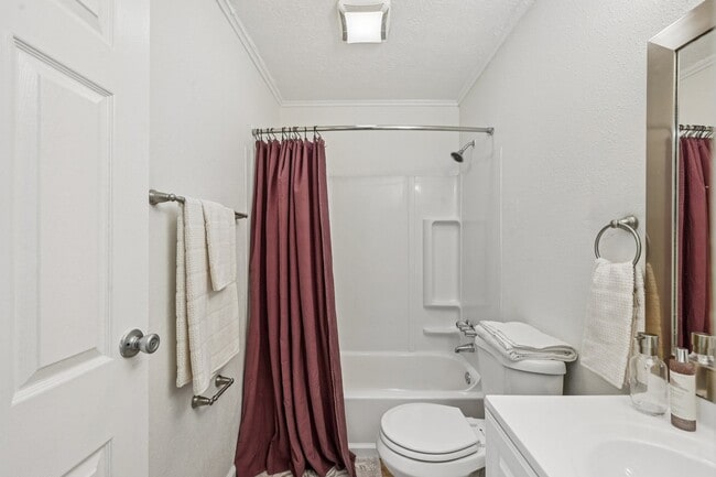 Raccoon Creek Apartments