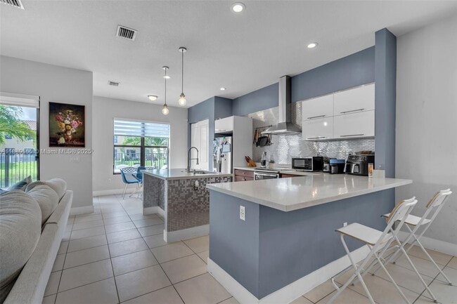 Photo - 3332 W 95th Terrace