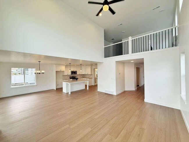 Photo - 3759 950 N Unit Upper Residence
