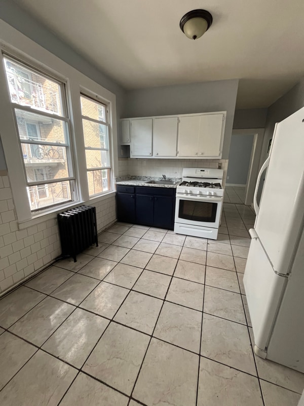 Building Photo - 142 Dayton Pl Rental