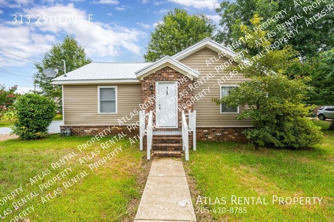 Photo - 313 25th Ave E House
