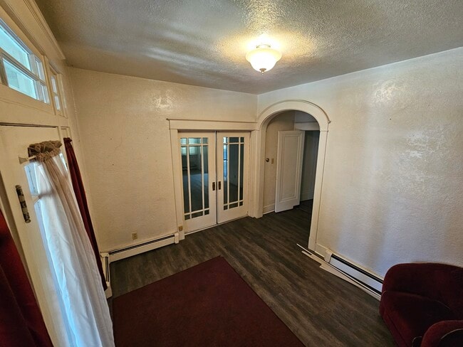 Photo - 146 Lee St Unit Apartment 1