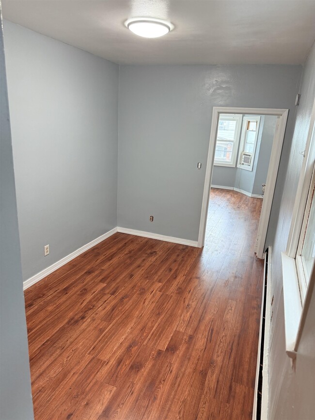 Photo - 134 W 27th St Unit 3