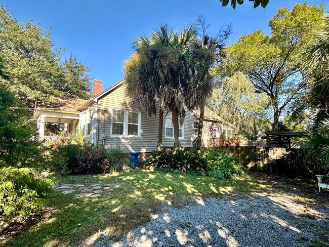 Photo - 2111 Metts Ave