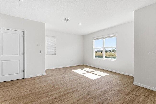 Photo - 564 Preston Cv Dr